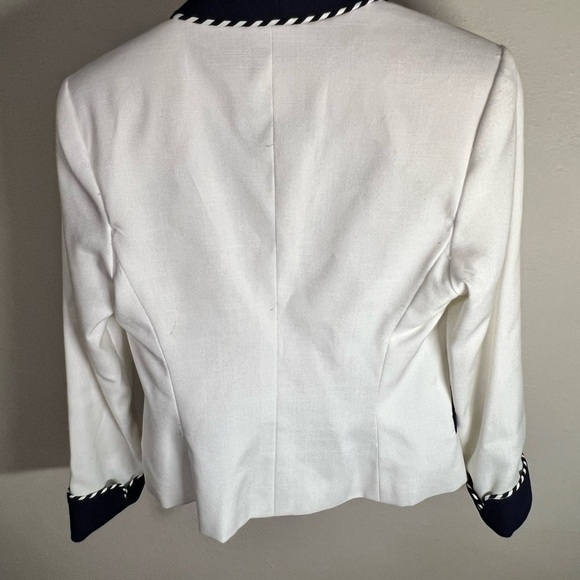 Kasper ASL White & Navy Trim Blazer Jacket – Size 4P Petite - Picture 2 of 4